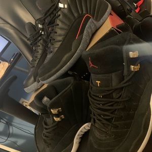 Jordan 12 retro “reverse taxi” Air Jordan 12 utility “grind”
